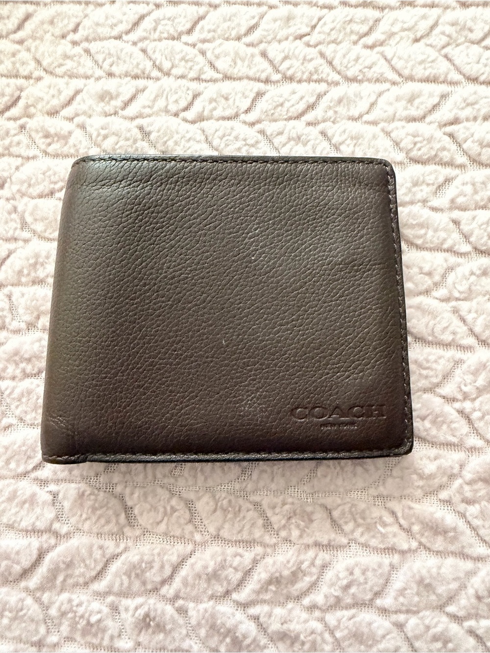 Coach Men’s Brown Leather Bi-Fold Card & Key Holder Wallet